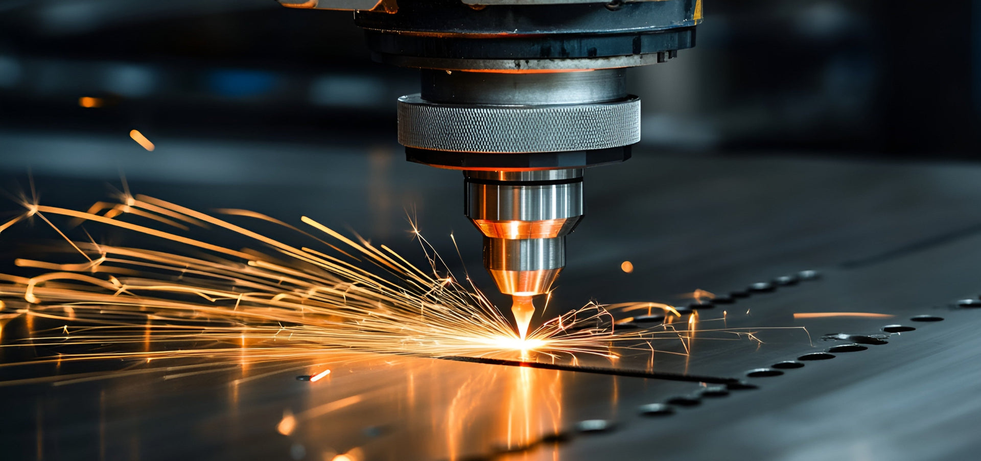 Fiber Laser Cutting Machine